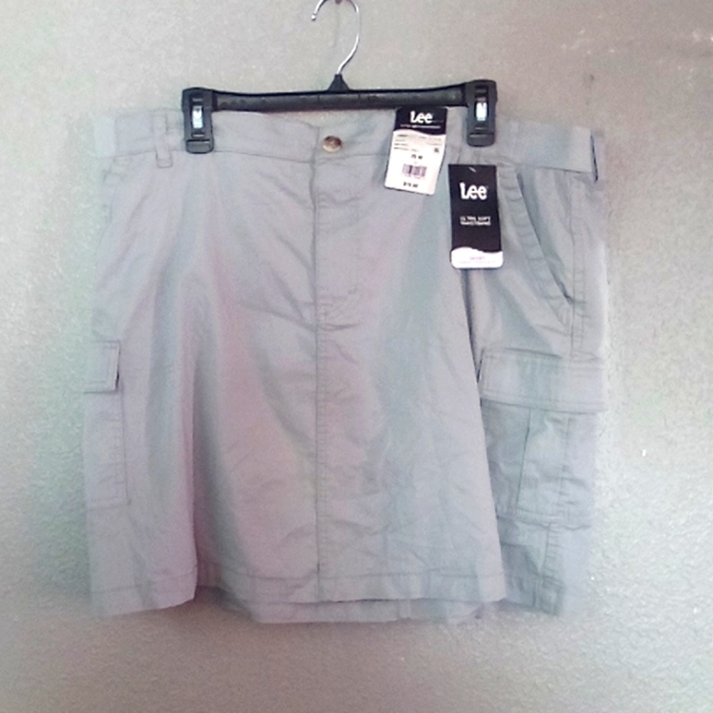 Lee skirt with shorts ( box AE & AT Bag K )bag F